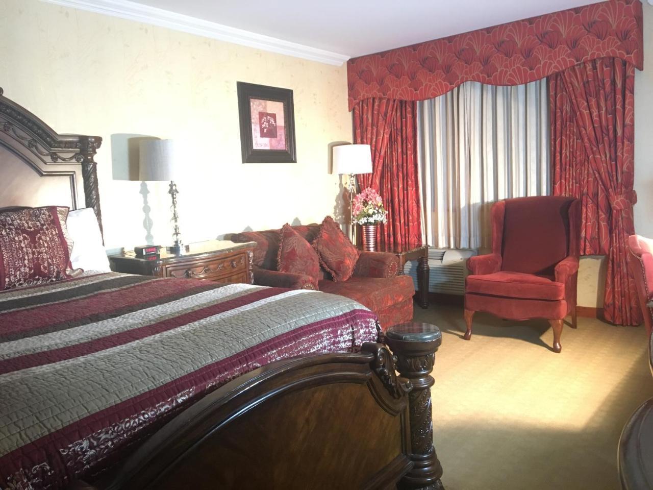 Acorn Motor Inn Oak Harbor Extérieur photo