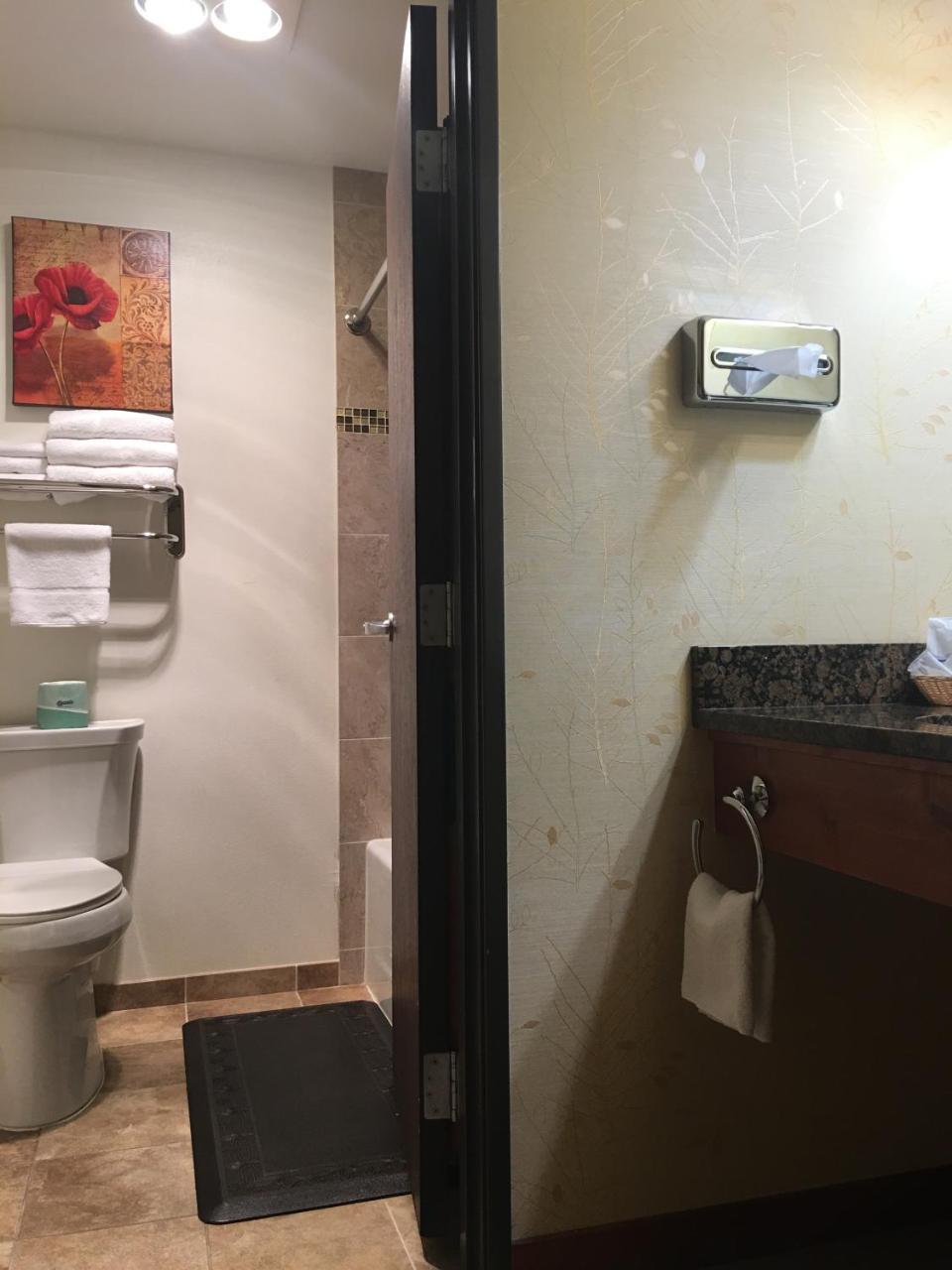 Acorn Motor Inn Oak Harbor Extérieur photo
