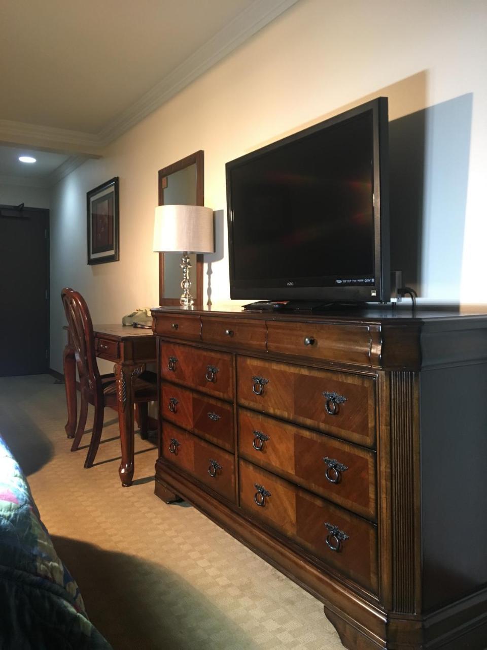Acorn Motor Inn Oak Harbor Extérieur photo