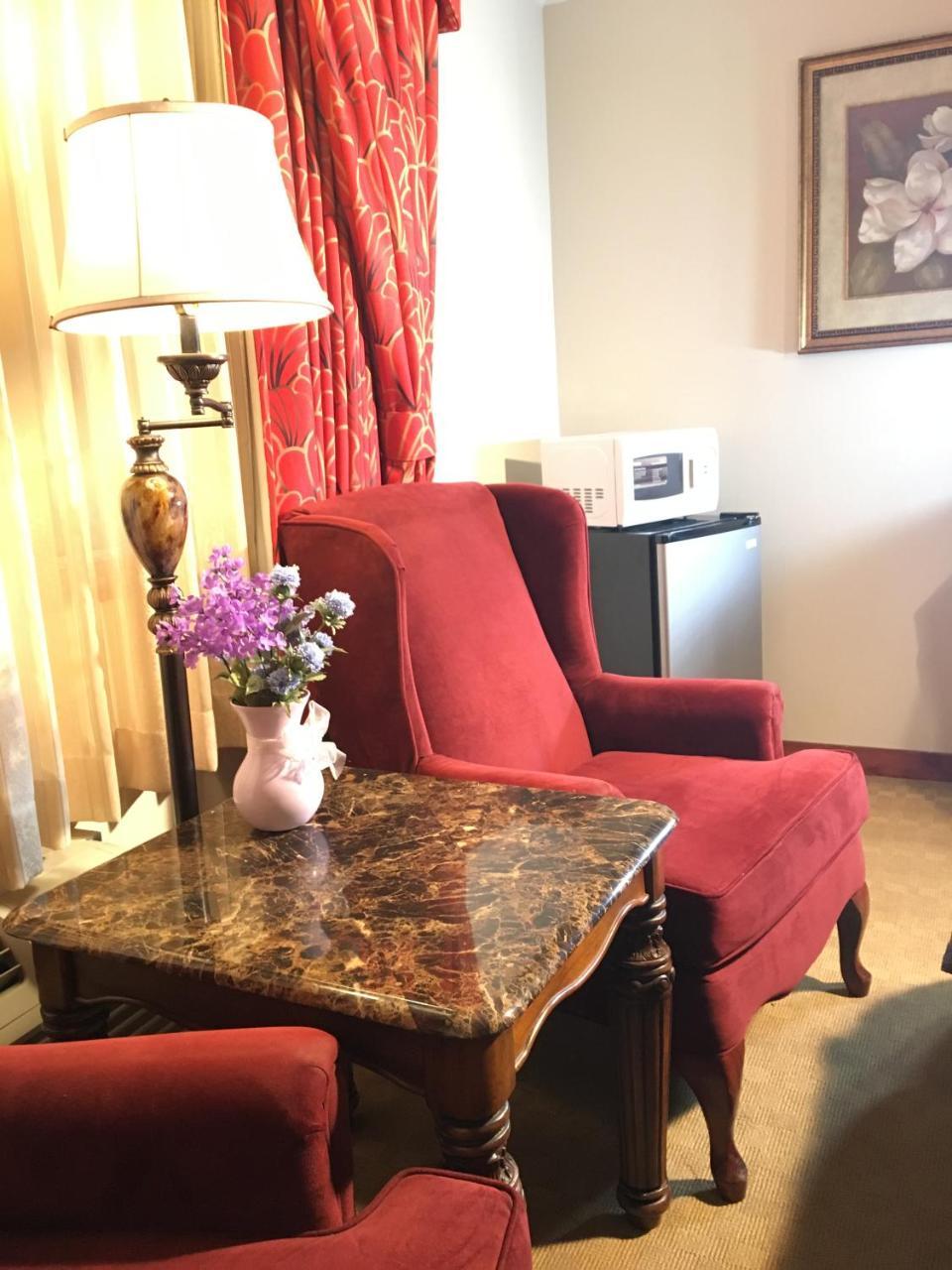 Acorn Motor Inn Oak Harbor Extérieur photo