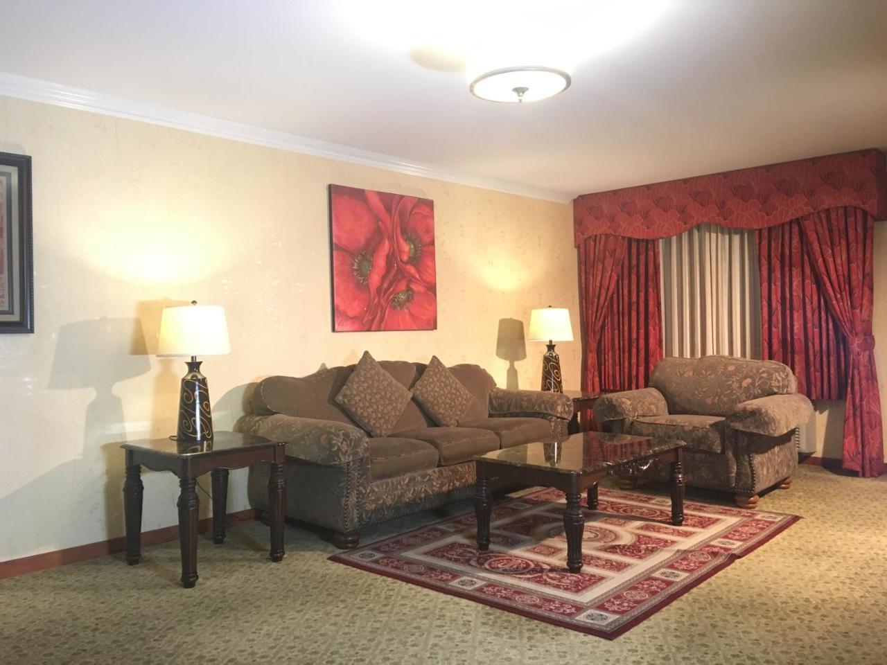 Acorn Motor Inn Oak Harbor Extérieur photo